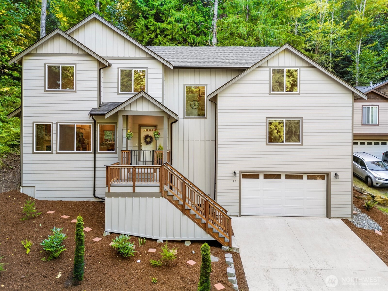 38 Harborview Drive Bellingham, WA 98229 - Photo 20 of 39 a view of front of house with a yard