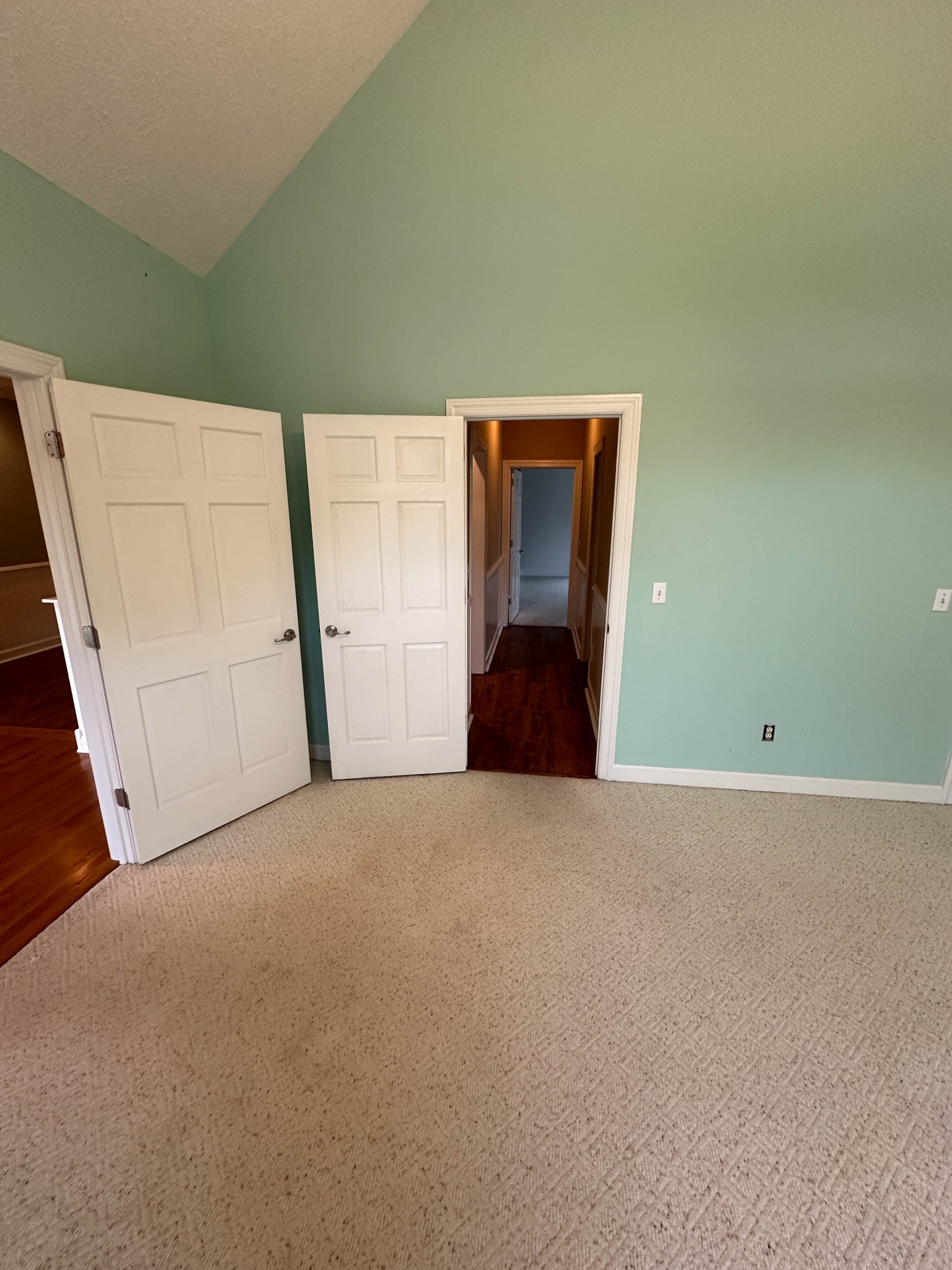 110 Post Road Manchester, TN 37355 - Photo 28 of 68 a view of an empty room with a window