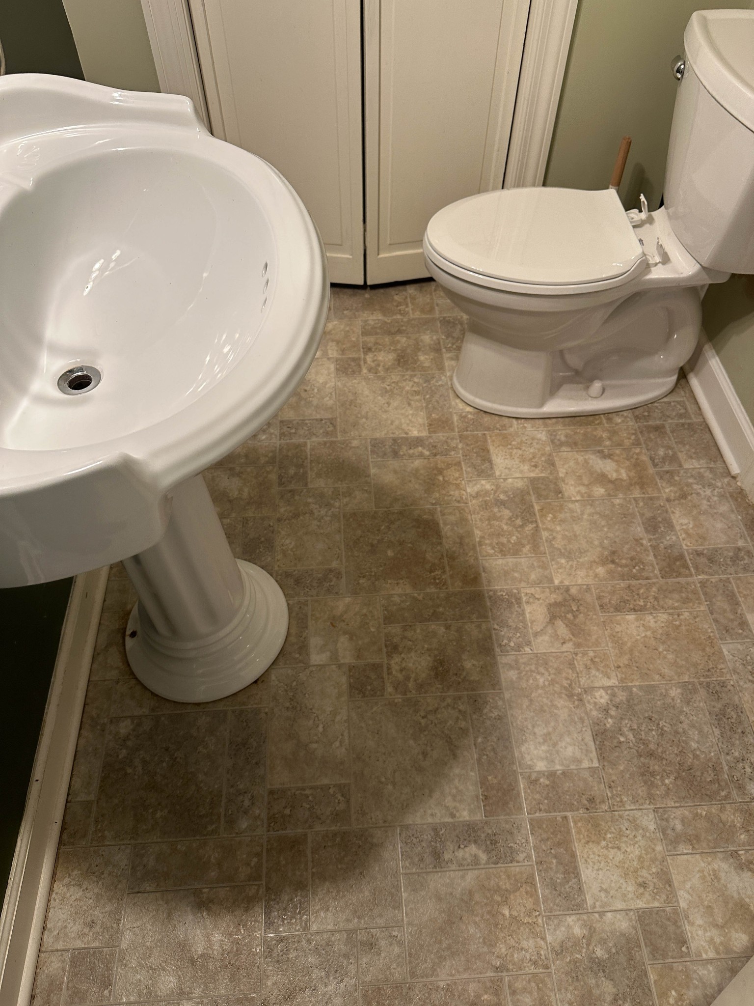 110 Post Road Manchester, TN 37355 - Photo 34 of 68 a bathroom with a toilet and a sink