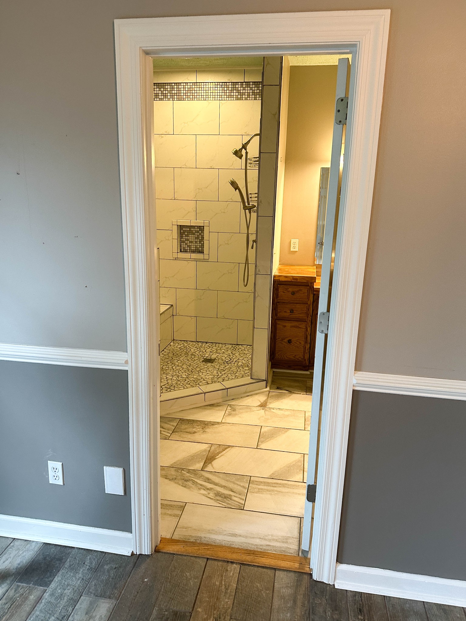 110 Post Road Manchester, TN 37355 - Photo 40 of 68 a bathroom with a shower