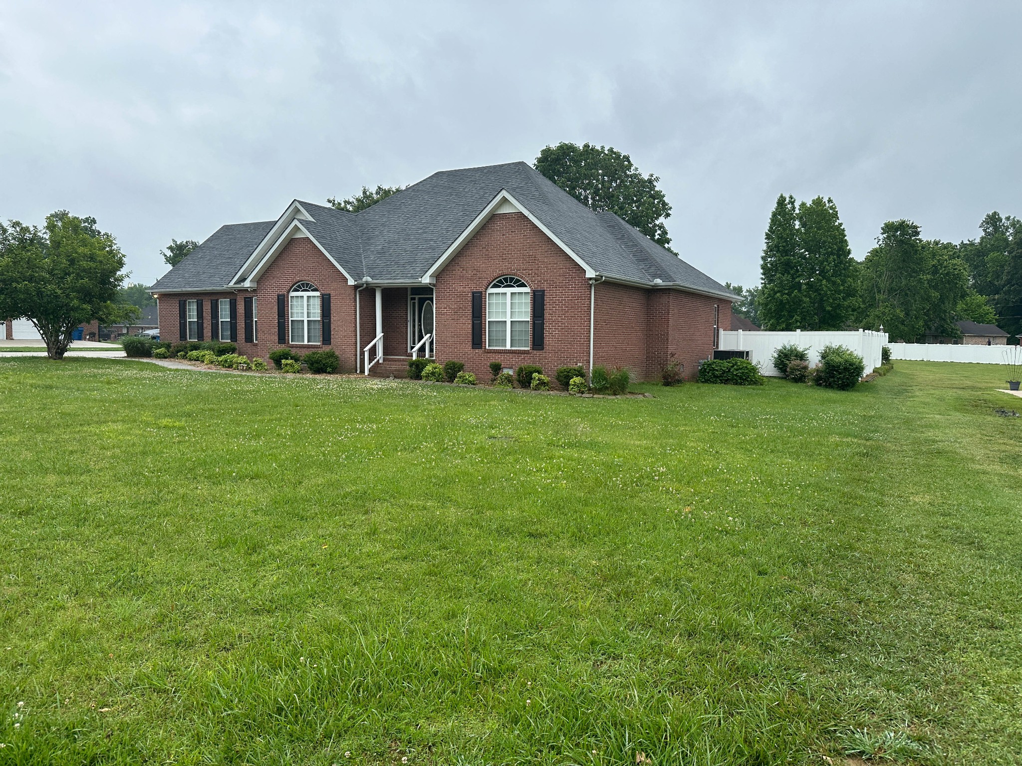 110 Post Road Manchester, TN 37355 - Photo 4 of 68 a view of a house with a yard