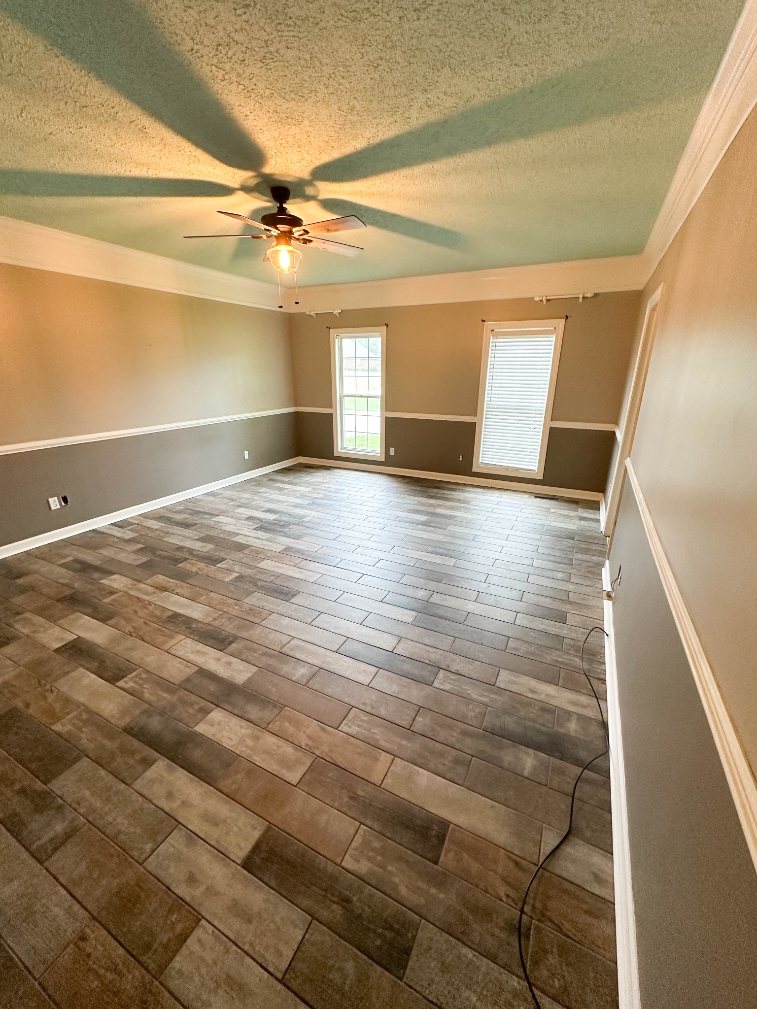 110 Post Road Manchester, TN 37355 - Photo 51 of 68 a view of a livingroom with a ceiling fan and window