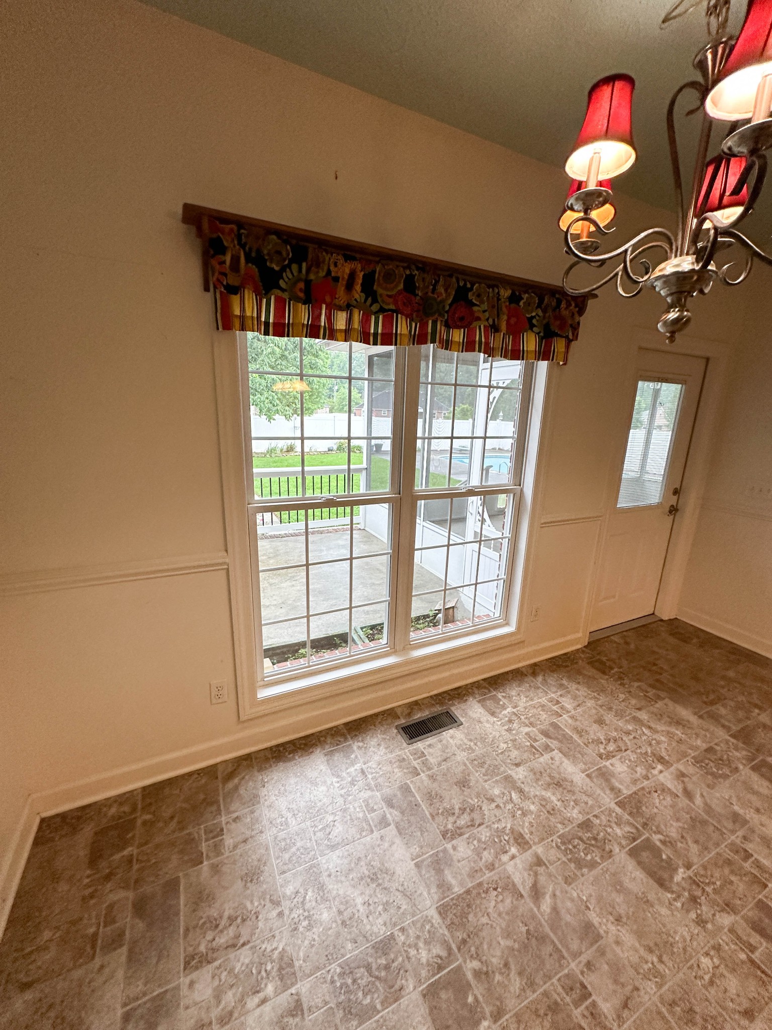 110 Post Road Manchester, TN 37355 - Photo 57 of 68 a view of an empty room with a window