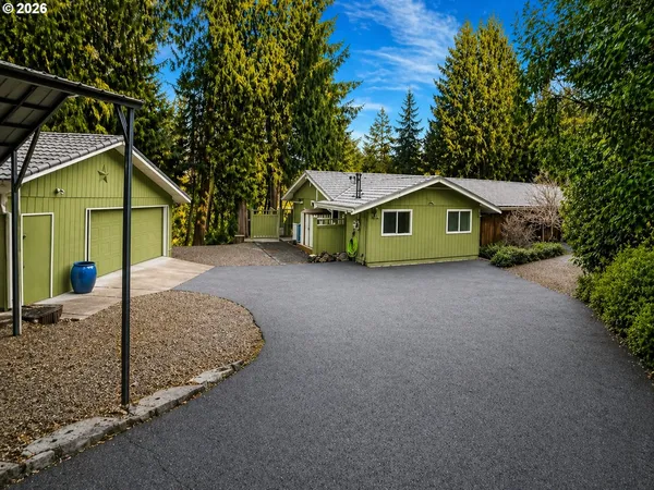 $685,000 | 41929 Deerhorn Road, Springfield, OR 97478