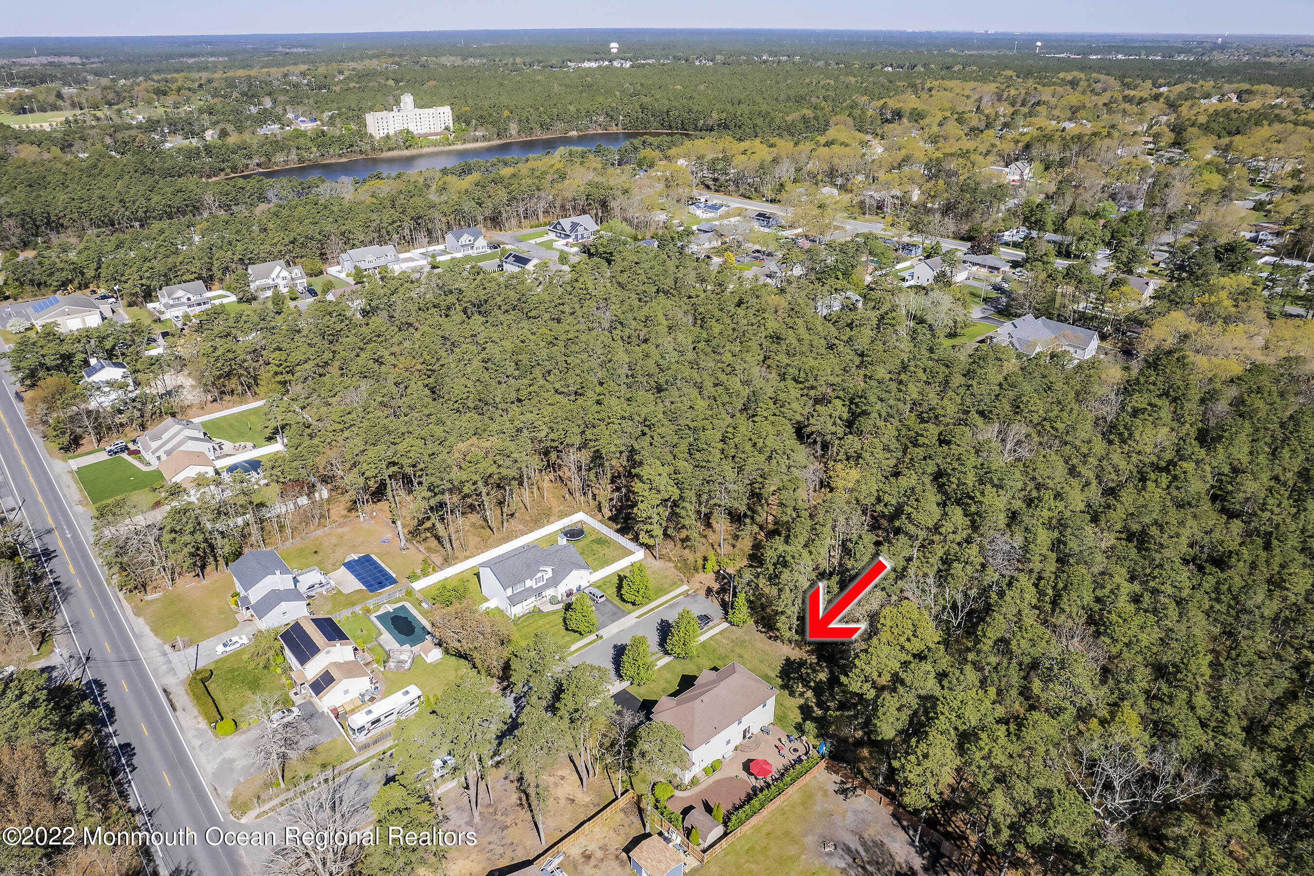 431 Baker Avenue Bayville, NJ 08721 - Photo 13 of 39 RearLeftAerial with arrow