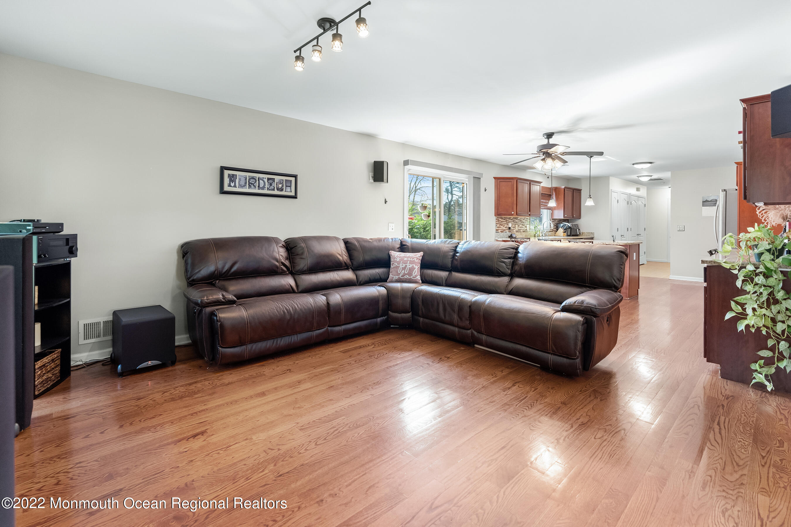 431 Baker Avenue Bayville, NJ 08721 - Photo 18 of 39 Den1a