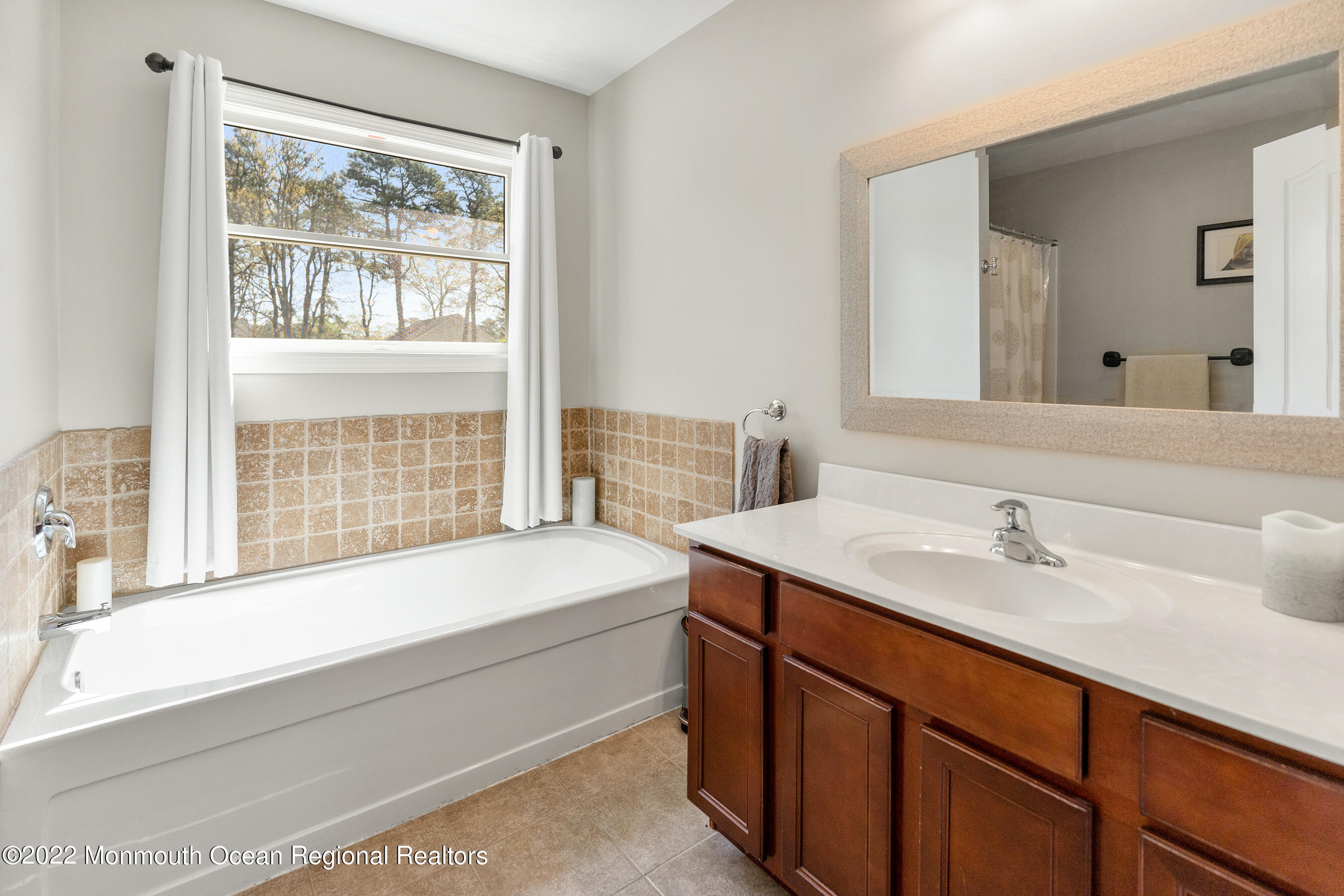 431 Baker Avenue Bayville, NJ 08721 - Photo 26 of 39 Primary bath