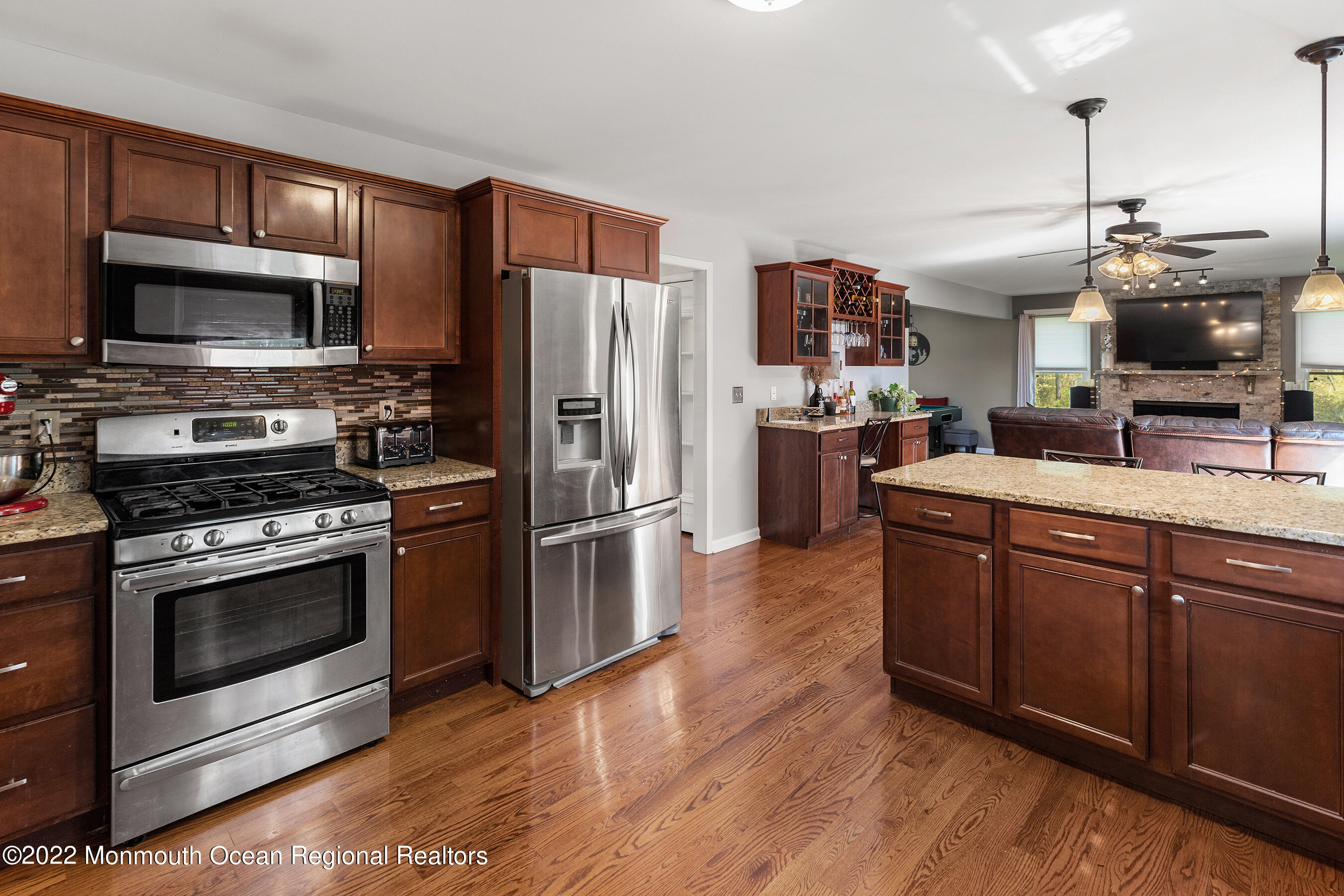 431 Baker Avenue Bayville, NJ 08721 - Photo 7 of 39 Kitchen1b