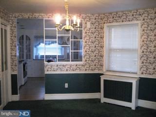 422 Millbank Road Upper Darby, PA 19082 - Photo 4 of 5