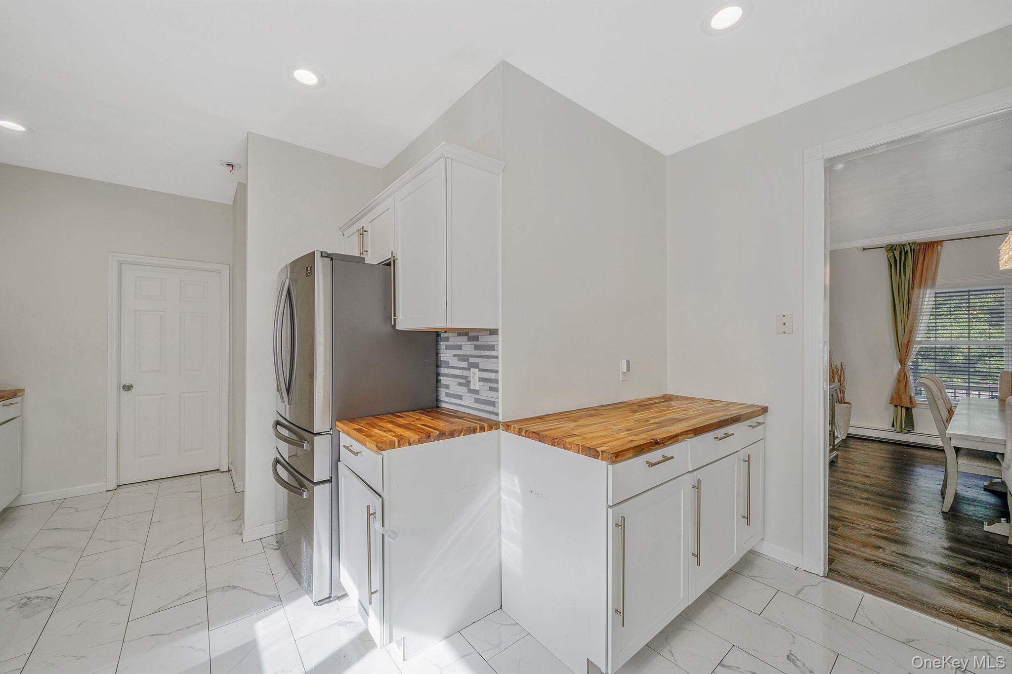3 Embassy Road Selden, NY 11784 - Photo 12 of 45 Gallery Image 12