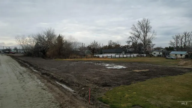 $175,000 | 400 Walnut Avenue, Emmett, ID 83617