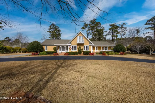$589,000 | 103 Lakeside Drive, Tabor City, NC 28463