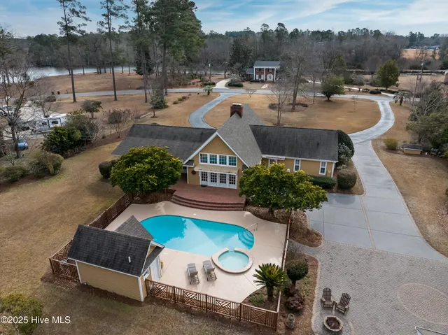 $589,000 | 103 Lakeside Drive, Tabor City, NC 28463