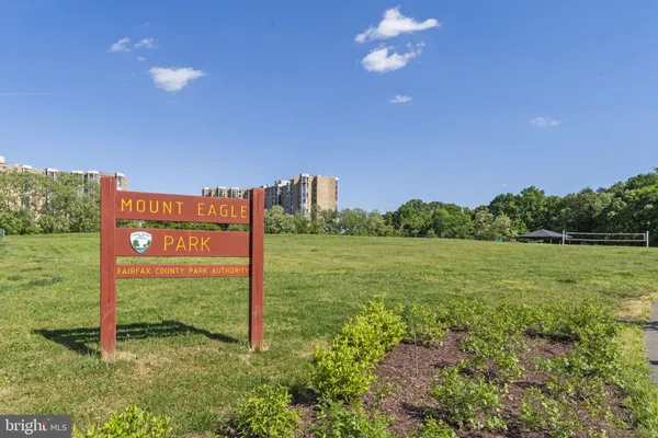 $2,650 | 2451 Midtown Avenue, Unit 1114, Alexandria, VA 22303