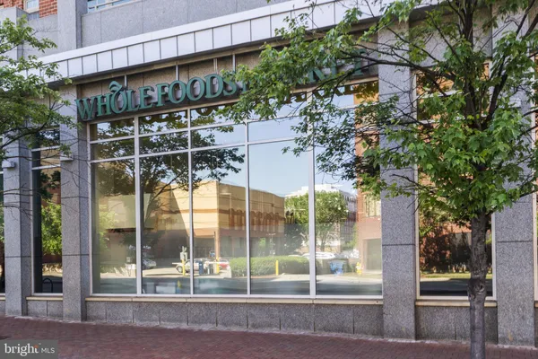 $2,650 | 2451 Midtown Avenue, Unit 1114, Alexandria, VA 22303