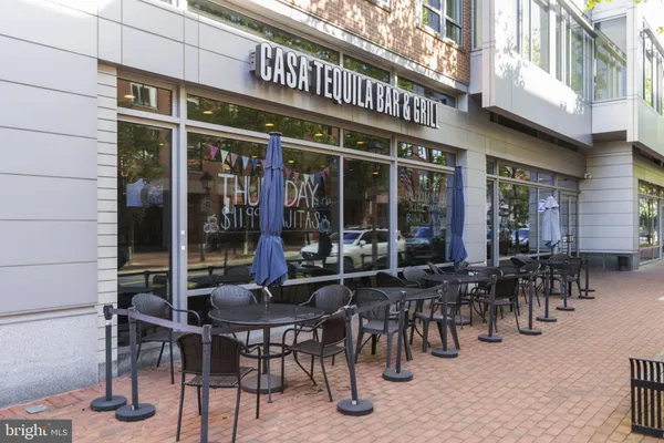 $2,650 | 2451 Midtown Avenue, Unit 1114, Alexandria, VA 22303