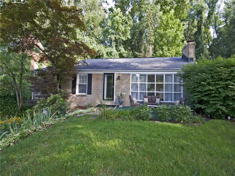 2513 Collins Road Pittsburgh, PA 15235 - Photo 1 of 19 Exterior Front.