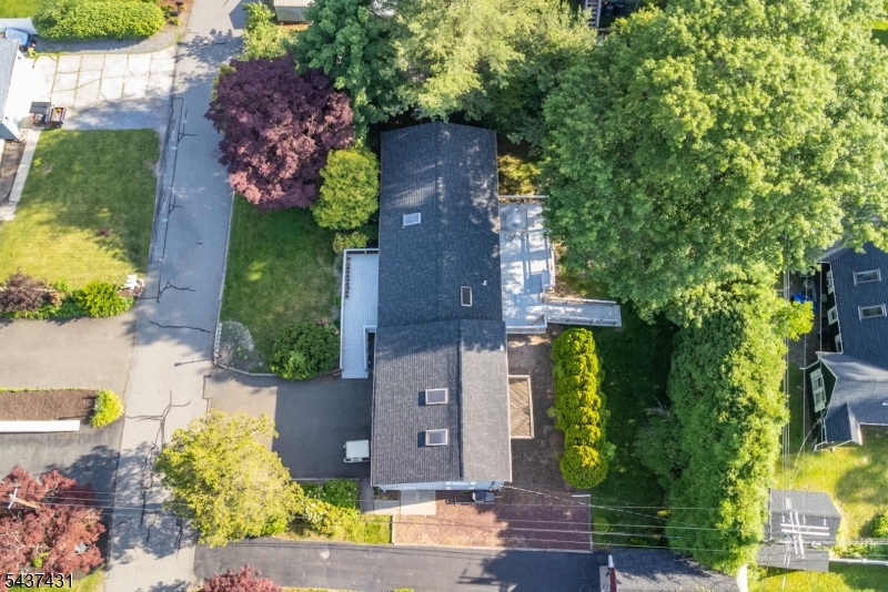 20 Wanaque Road West Milford, NJ 07421 - Photo 26 of 31 an aerial view of a house with a yard and garden