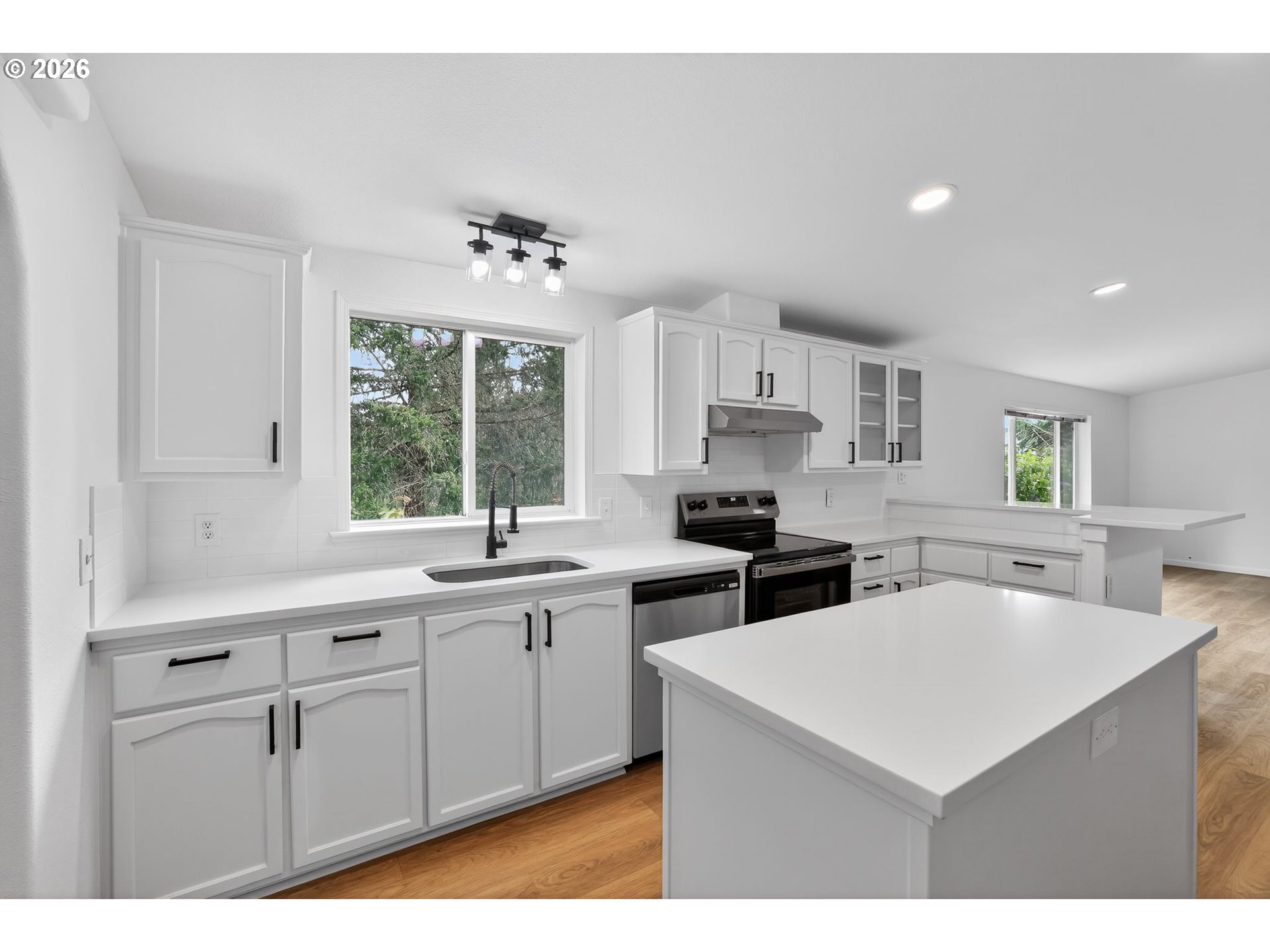 2031 East Loop Road Stevenson, WA 98648 - Photo 12 of 34 Gallery Image 12