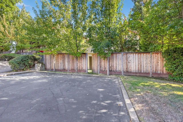 $1,125,000 | 6401 Orange Hill Lane, Carmichael, CA 95608