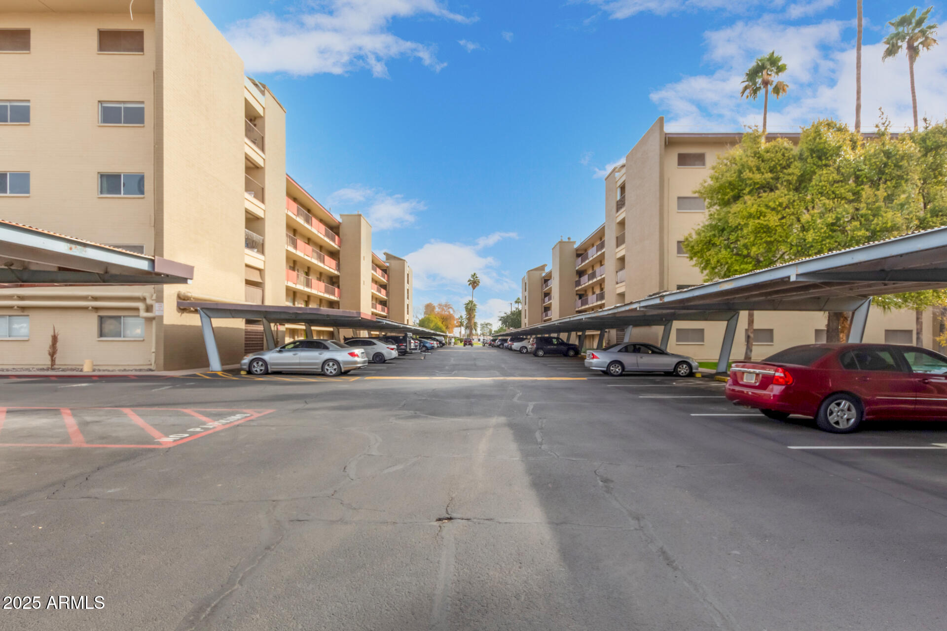 351 East Thomas Road, Unit D208 Phoenix, AZ 85004 - Photo 32 of 38 37 - Thomas