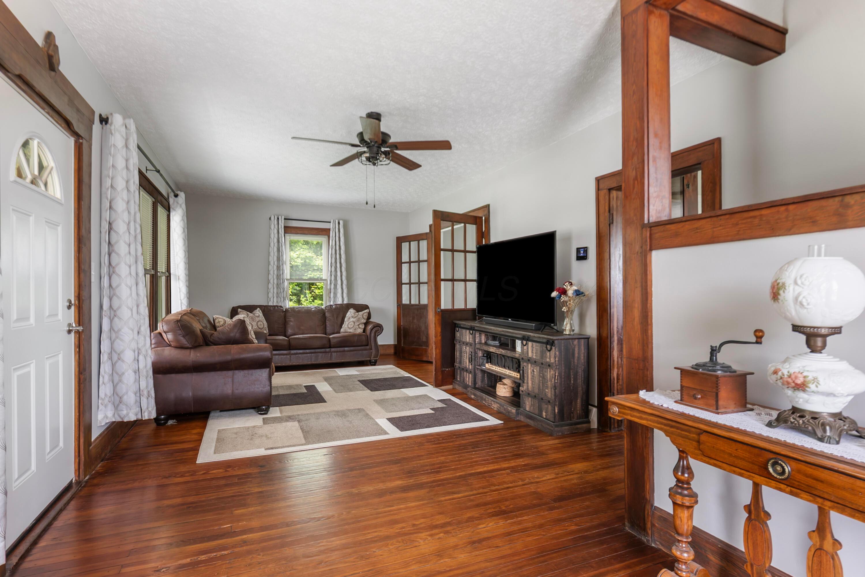 1125 Sugar Grove Road Southeast Lancaster, OH 43130 - Photo 4 of 39