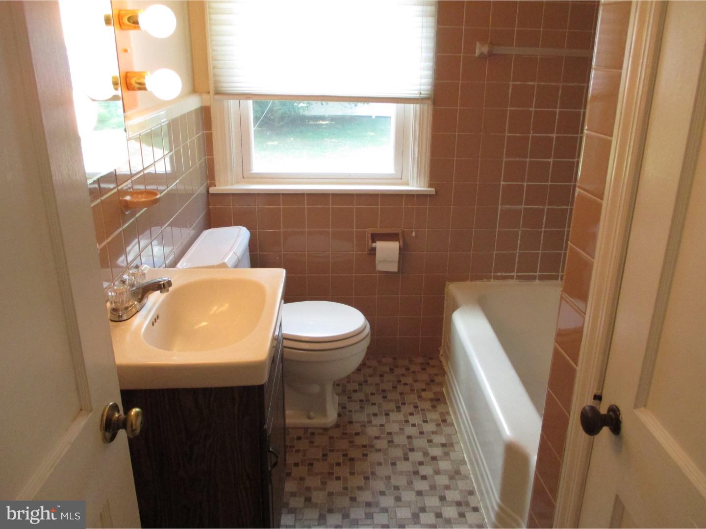 44 Cameron Road Huntingdon Valley, PA 19006 - Photo 20 of 25 Gallery Image 20