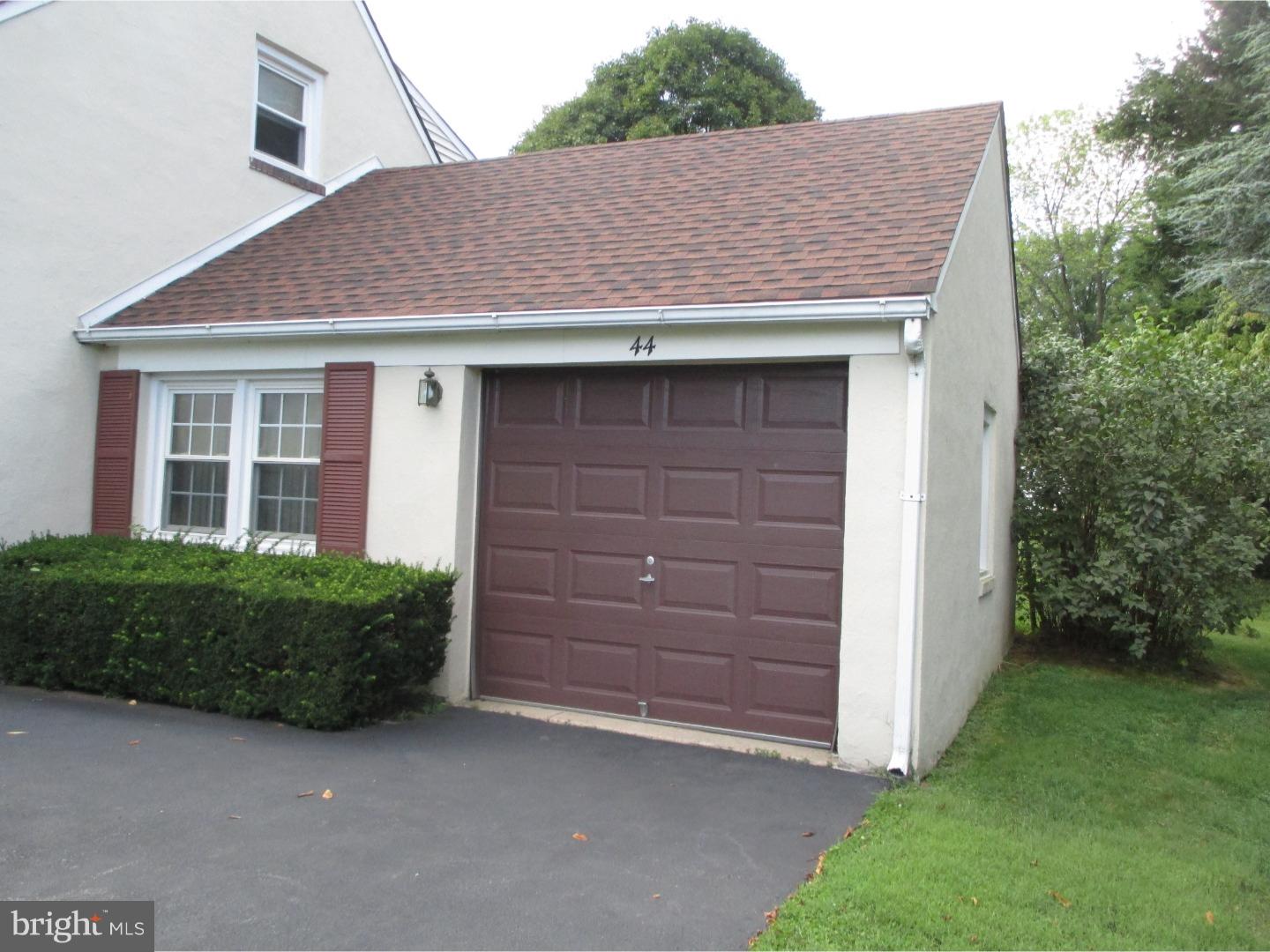 44 Cameron Road Huntingdon Valley, PA 19006 - Photo 3 of 25 Gallery Image 3