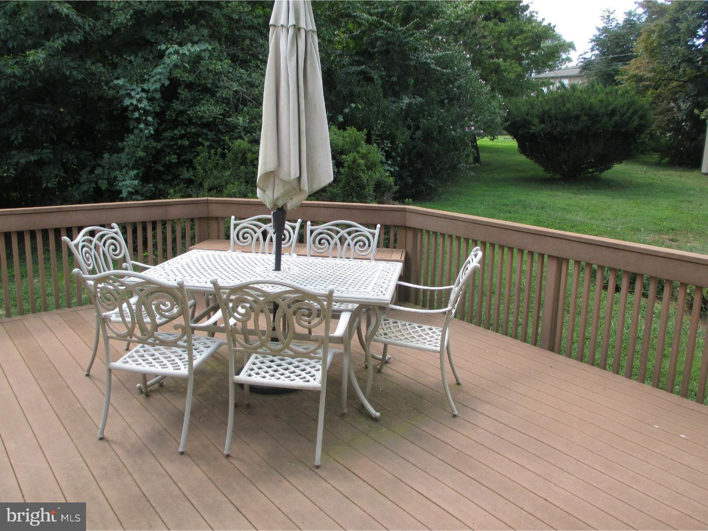 44 Cameron Road Huntingdon Valley, PA 19006 - Photo 6 of 25 Gallery Image 6