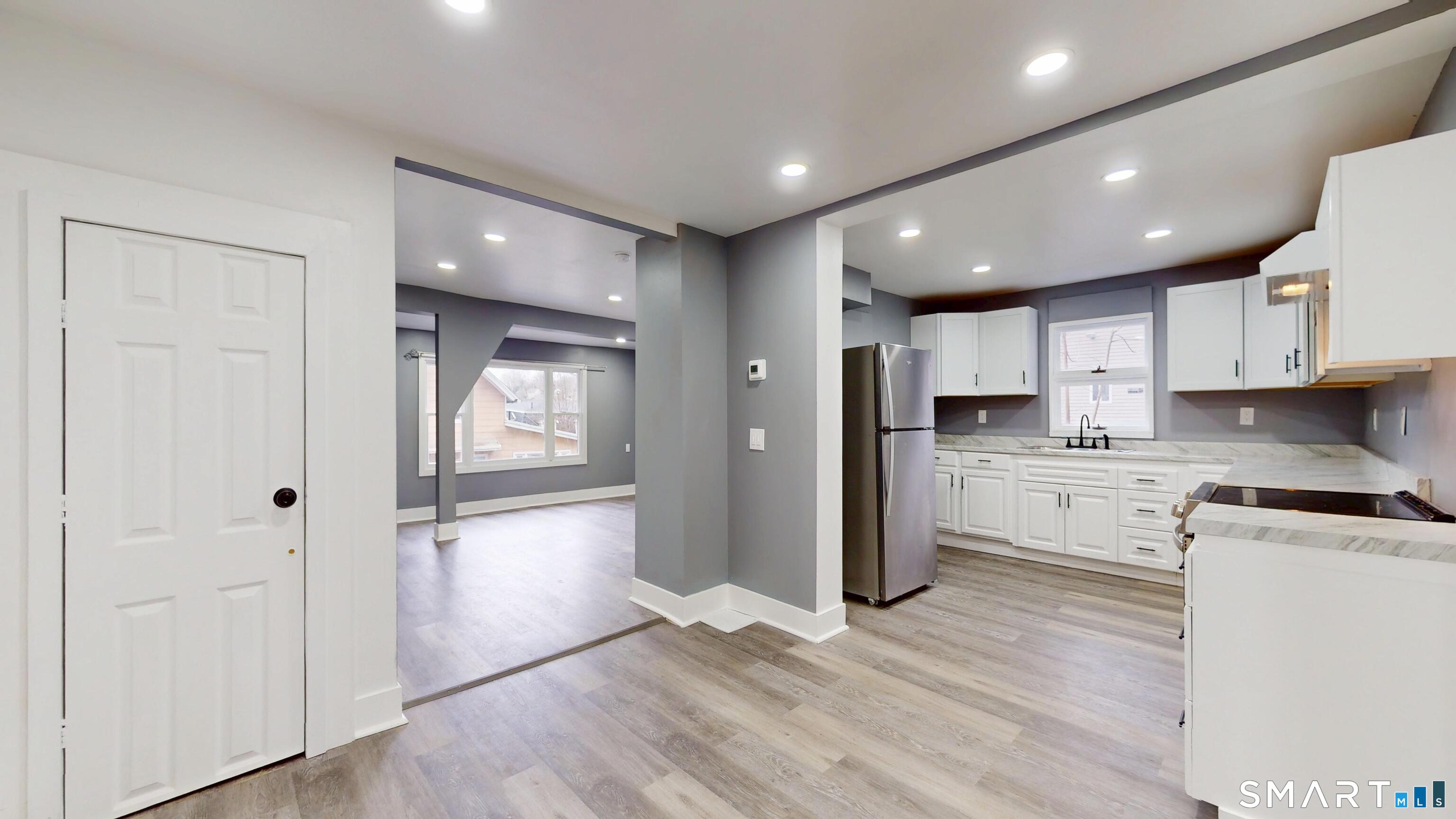 30 Pond Street Naugatuck, CT 06770 - Photo 15 of 36