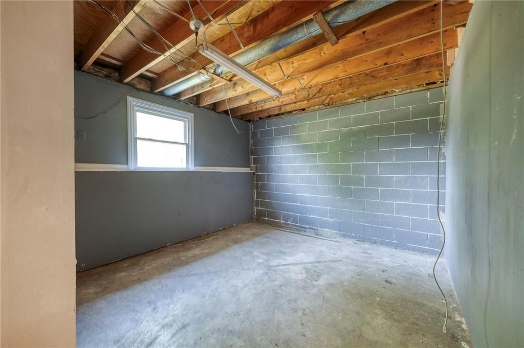 210 Swiontek Road Aliquippa, PA 15001 - Photo 17 of 28 a view of small space