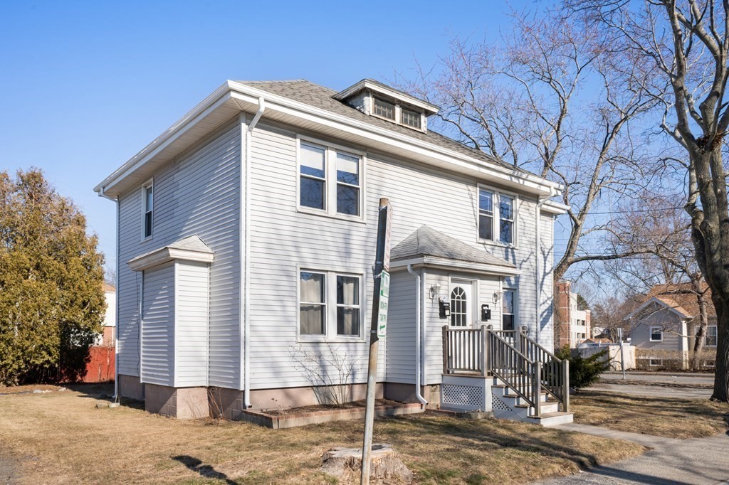 15 Raymond Road Salem, MA 01970 - Photo 2 of 38 Gallery Image 2