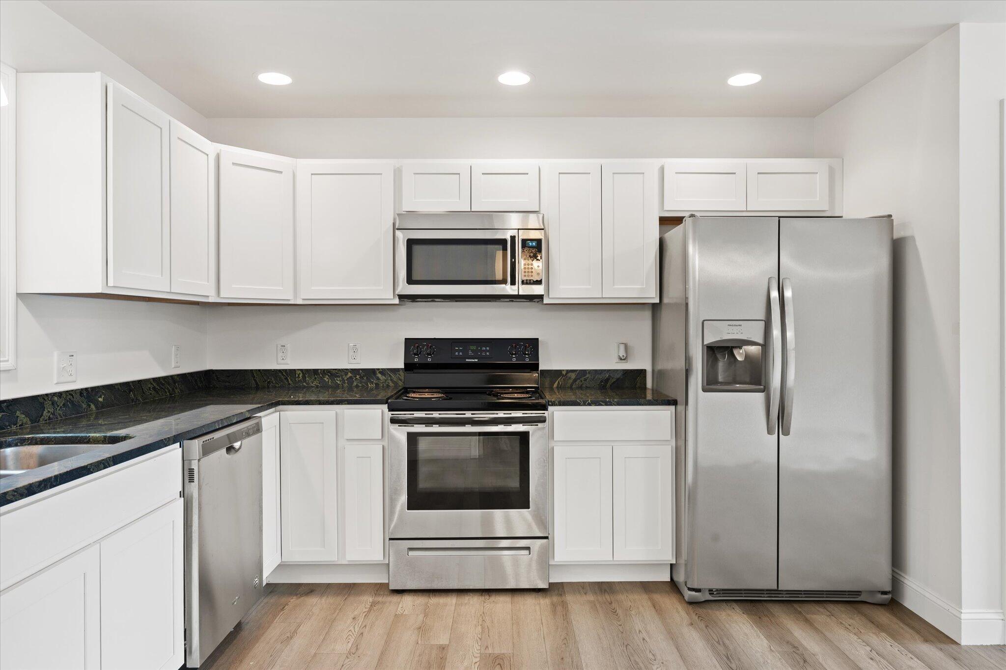 2425- Highway 2 Hermon, ME 04401 - Photo 15 of 36 IMG_7616