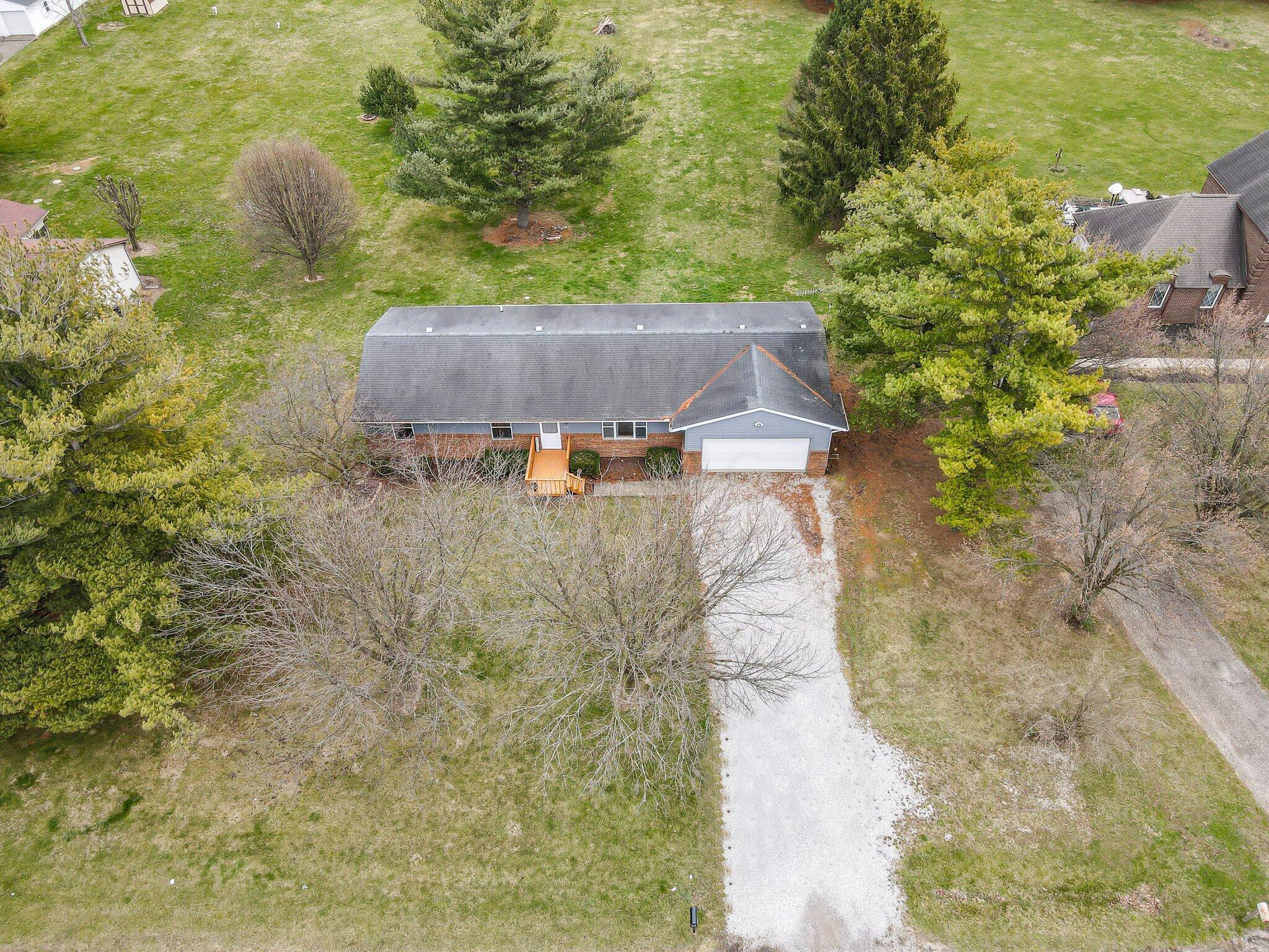 3650 Spangler Road Columbus, OH 43207 - Photo 31 of 35 49-web-or-mls-DJI_0203
