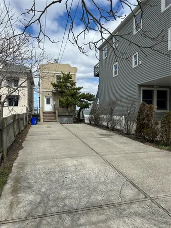 $3,500 | 923 West Park Avenue, Long Beach, NY 11561