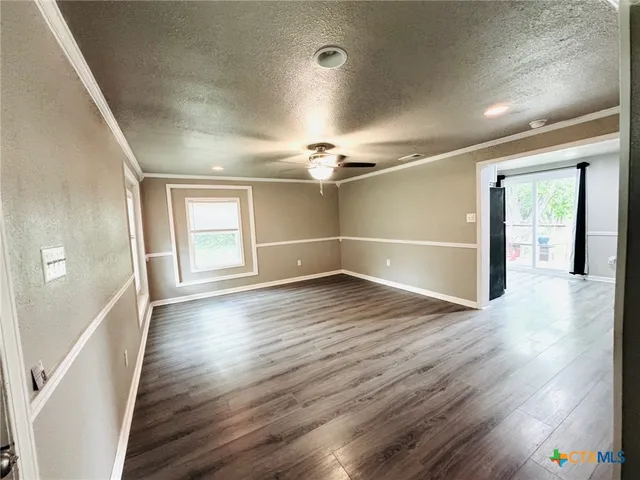 $225,000 | 706 Golf Course Road, Gatesville, TX 76528