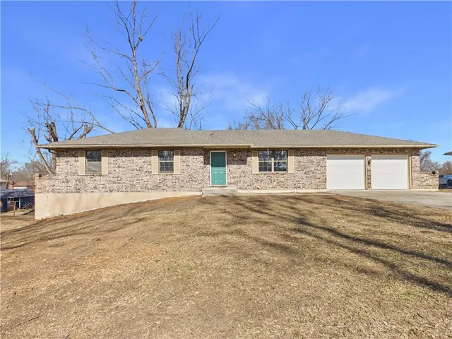 $205,000 | 803 East Market Street, Warrensburg, MO 64093