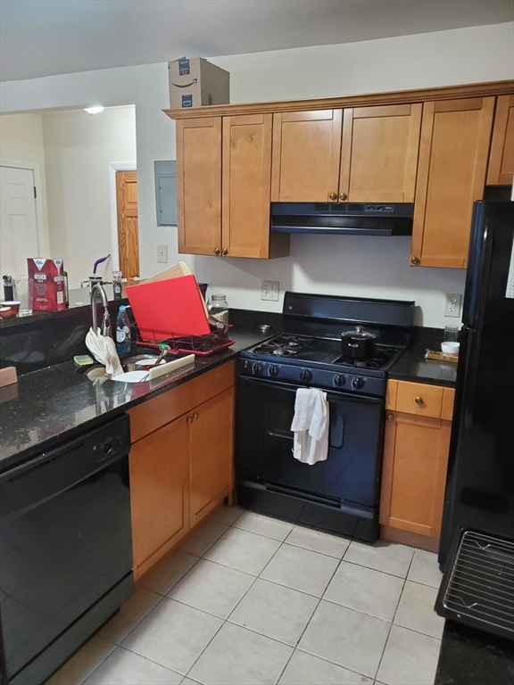 185 Beacon Street, Unit 2 Somerville, MA 02143 - Photo 9 of 9
