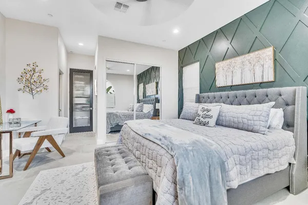 $1,250,000 | 402 South Michelle Avenue, Kerman, CA 93630