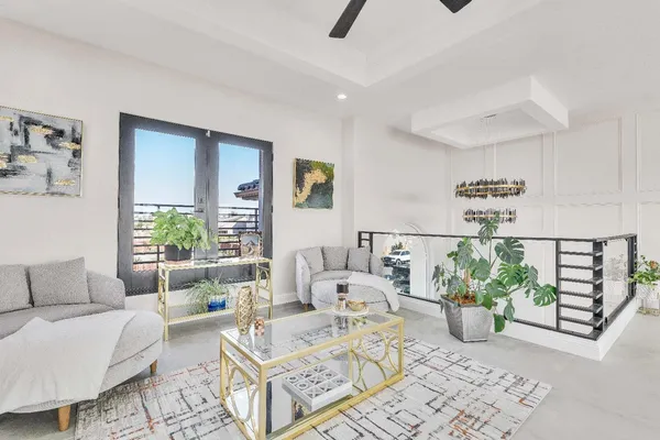 $1,250,000 | 402 South Michelle Avenue, Kerman, CA 93630