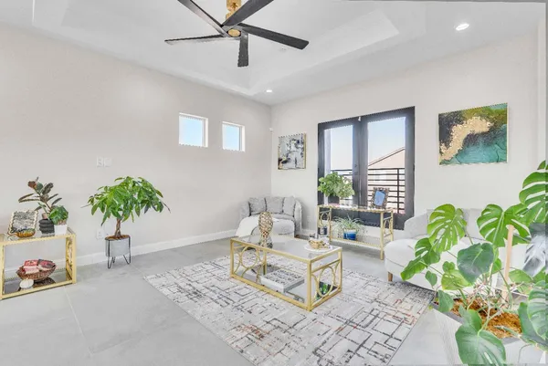 $1,250,000 | 402 South Michelle Avenue, Kerman, CA 93630