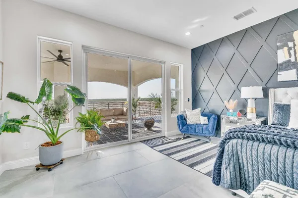 $1,250,000 | 402 South Michelle Avenue, Kerman, CA 93630