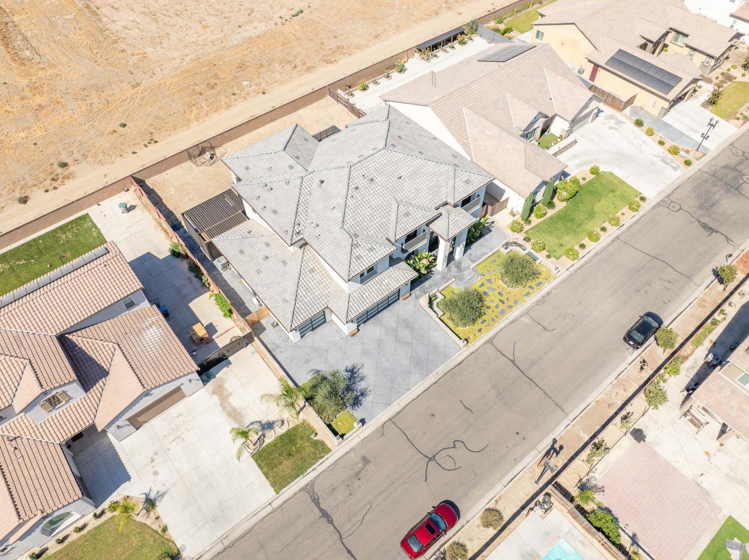 402 South Michelle Avenue Kerman, CA 93630 - Photo 69 of 70