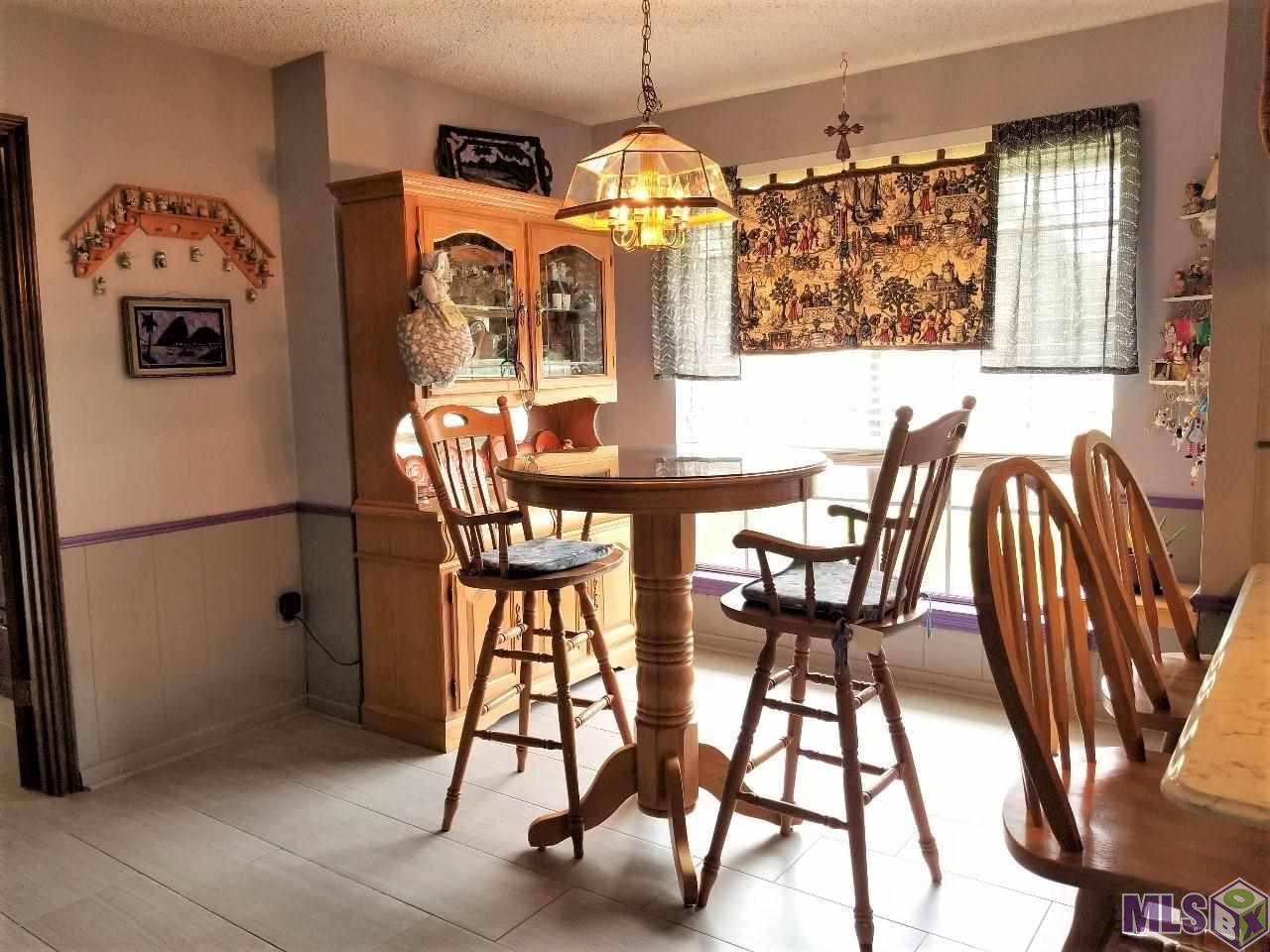 13706 Cypress Ridge Avenue Baton Rouge, LA 70817 - Photo 14 of 41 Breakfast Room