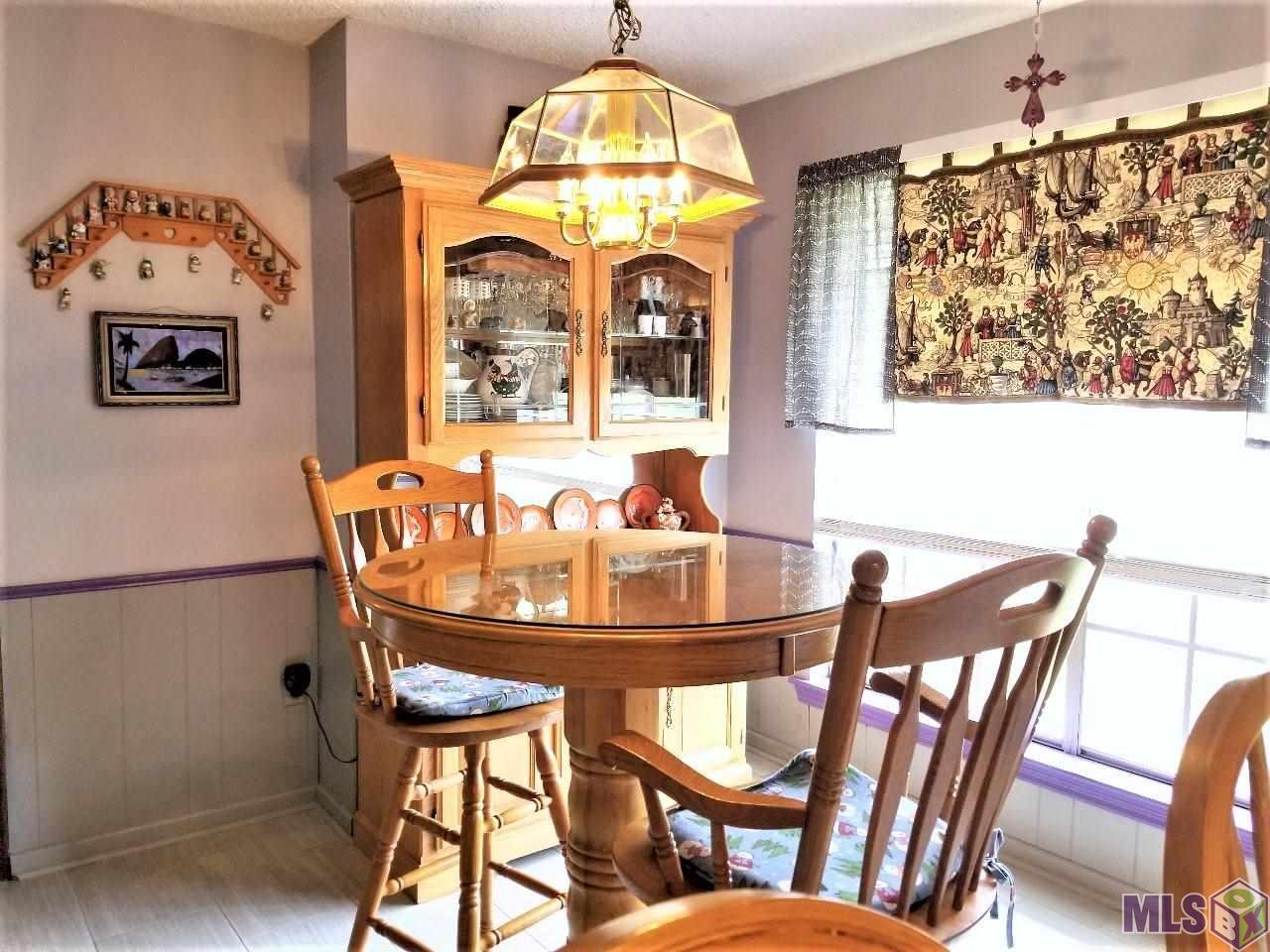 13706 Cypress Ridge Avenue Baton Rouge, LA 70817 - Photo 15 of 41 Breakfast Room