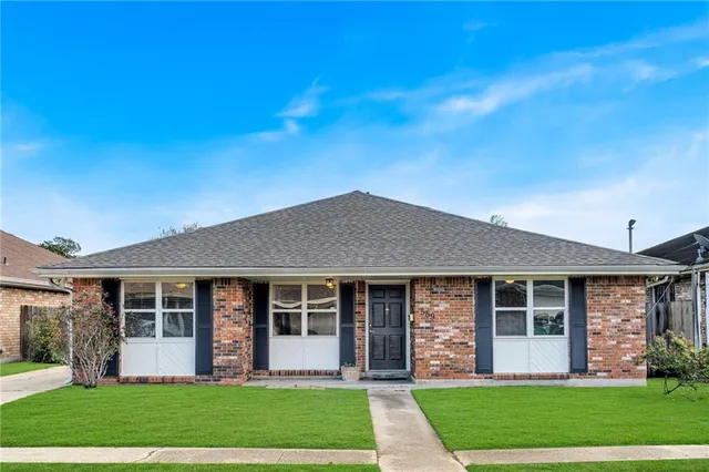 $465,000 | 569 Aris Avenue, Metairie, LA 70005