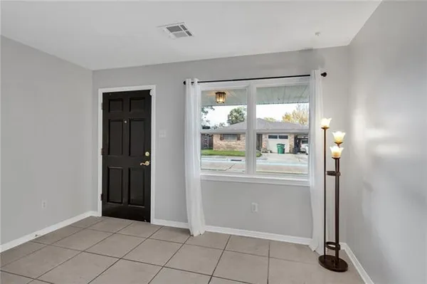 $441,900 | 569 Aris Avenue, Metairie, LA 70005
