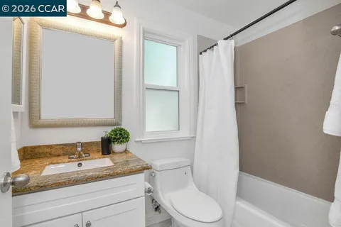 $385,000 | 375 Camelback Road, Unit 3, Pleasant Hill, CA 94523