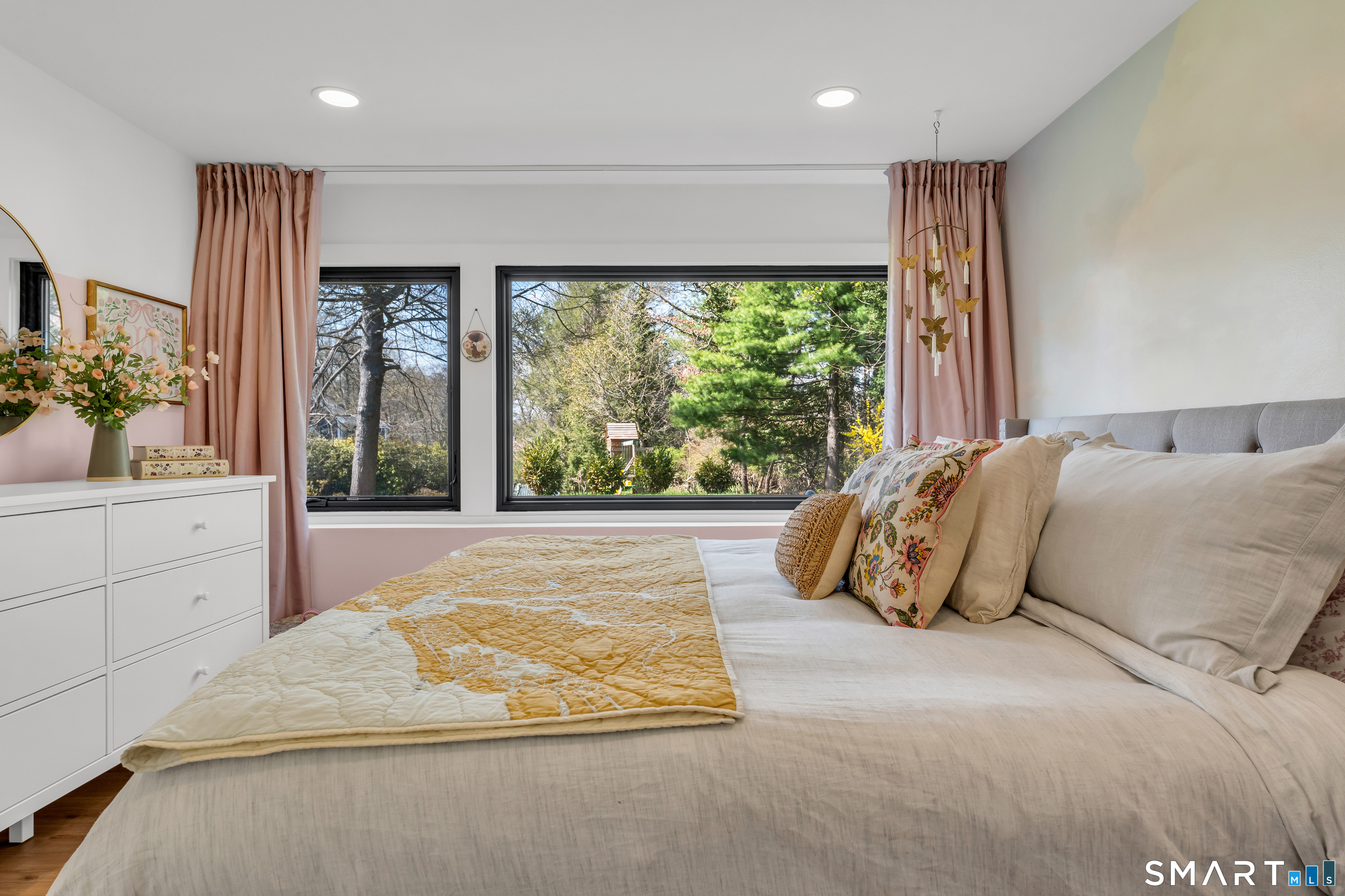 5 Windsor Road North Haven, CT 06473 - Photo 37 of 40