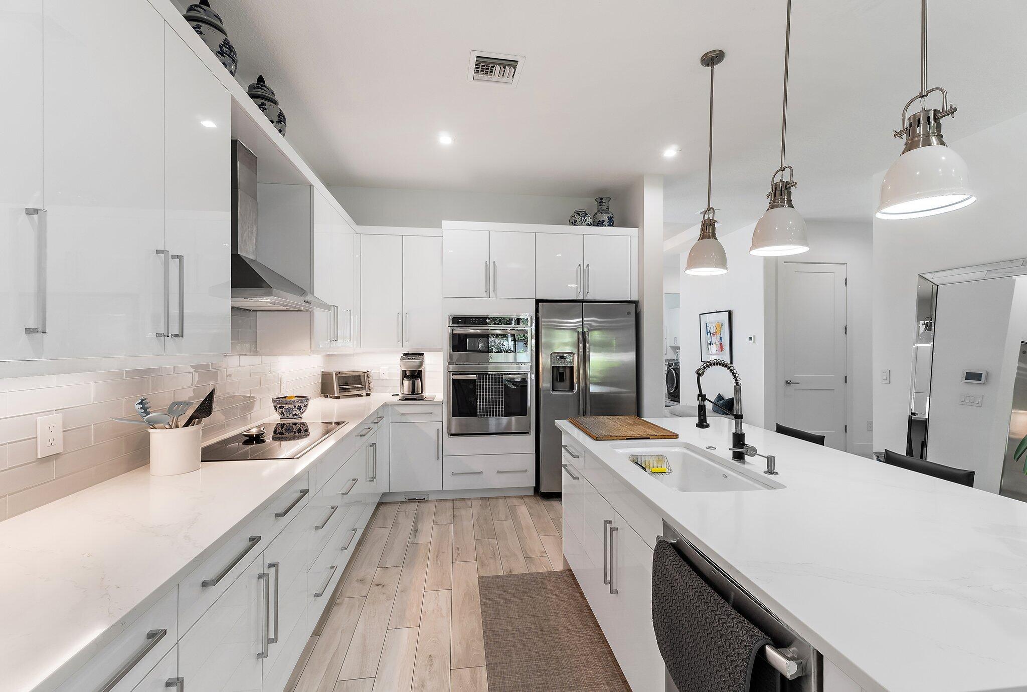 2908 Gin Berry Way West Palm Beach, FL 33401 - Photo 12 of 70 Kitchen